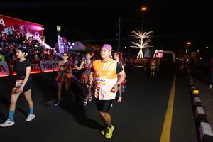 BIB: 231, 496, 25460
                            <button type="button" onclick="openModal(23005456)" class="btn btn-primary btn-sm float-right btn-popup" data-toggle="modal" data-target=".modal-high-quality">
                        <i class="fas fa-shopping-cart"></i> Add to Cart
                    </button>
                                            <button type="button" onclick="isThisMe(23005456, true)" class="btn btn-success btn-sm float-right btn-popup btn-isme hidden" data-toggle="tooltip" data-placement="bottom" title="นี่คือรูปของคุณใช่ไหม คลิกที่นี่เพื่อเอาเข้าอัลบั้ม">
                        <i class="fas fa-plus"></i> Add to album
                    </button>
                    <button type="button" onclick="isThisMe(23005456, false)" class="btn btn-warning btn-sm float-right btn-popup btn-isnotme hidden">
                        <i class="fas fa-ban"></i> Remove from album
                    </button>